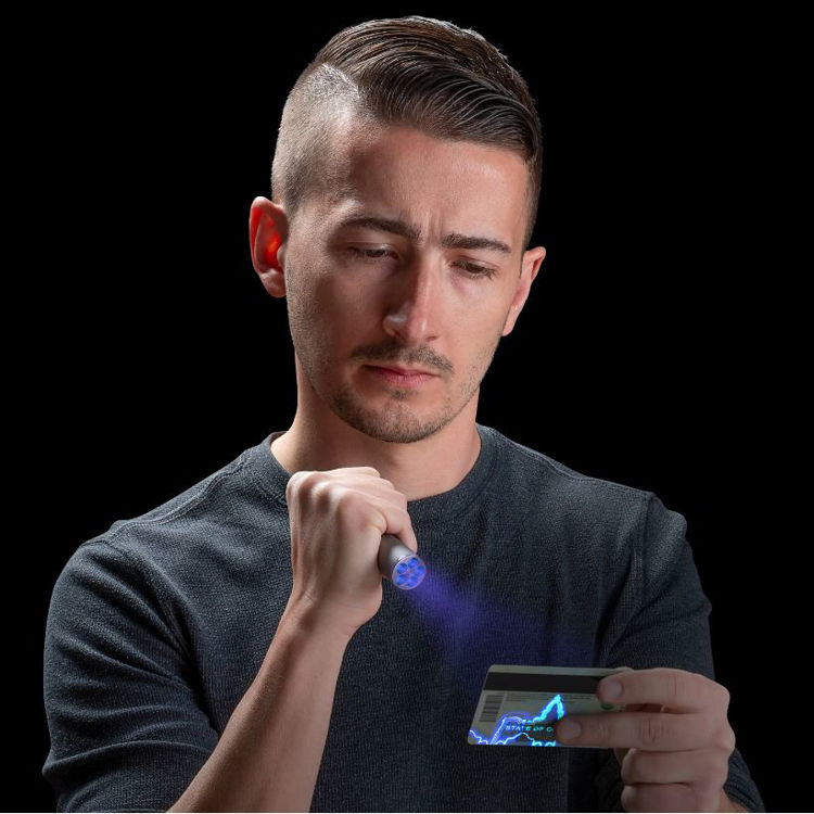 Mynd Nite Ize X5 vasaljós UV titanium