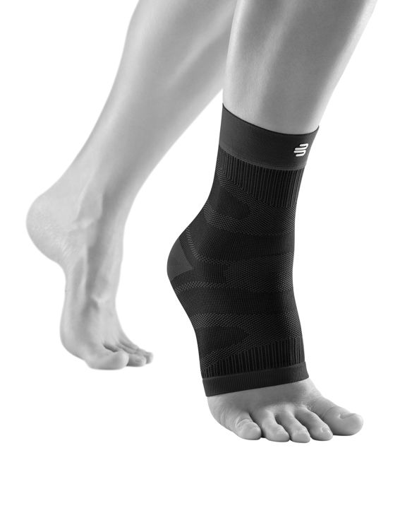 Mynd Bauerfeind Sport Compression ökklahlíf svört