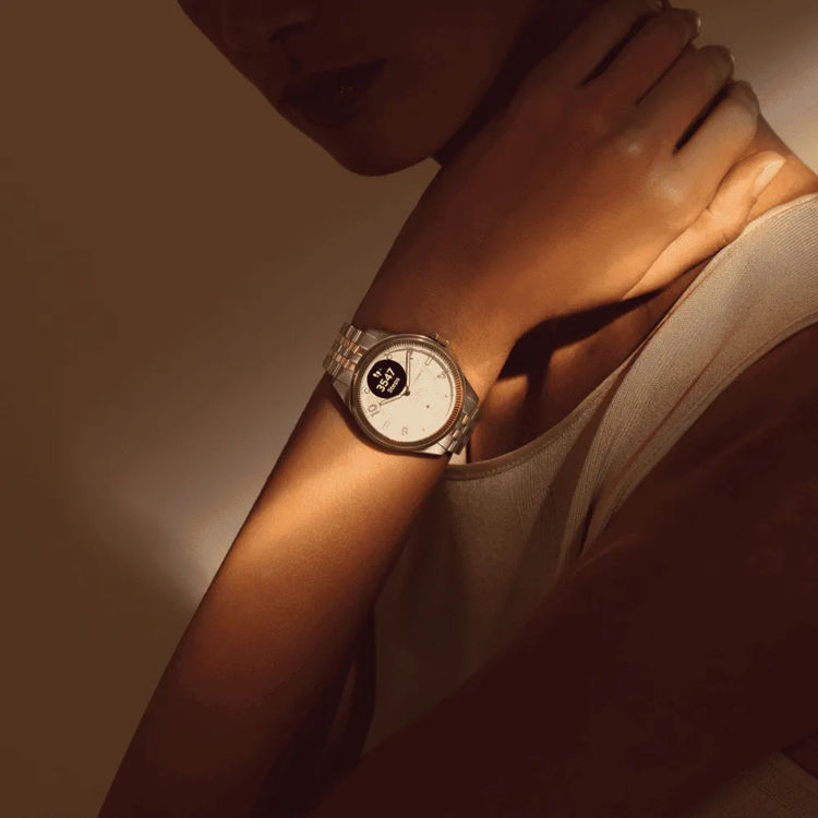 Mynd Withings Scanwatch Nova Brilliant Gold