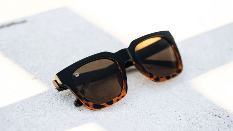 Mynd Knockaround Songbirds
