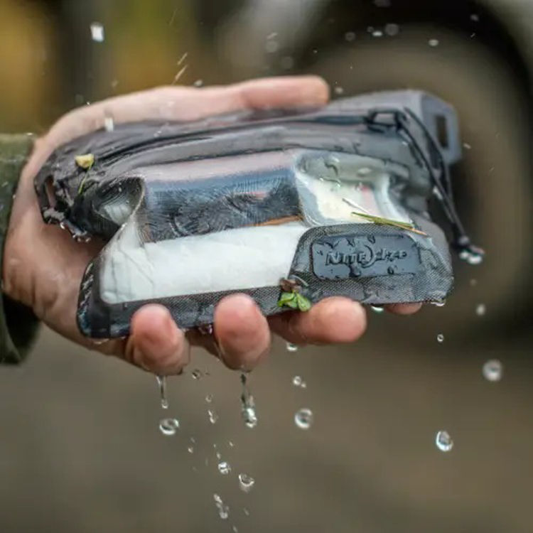 Mynd Nite Ize RunOff® Waterproof Wallet