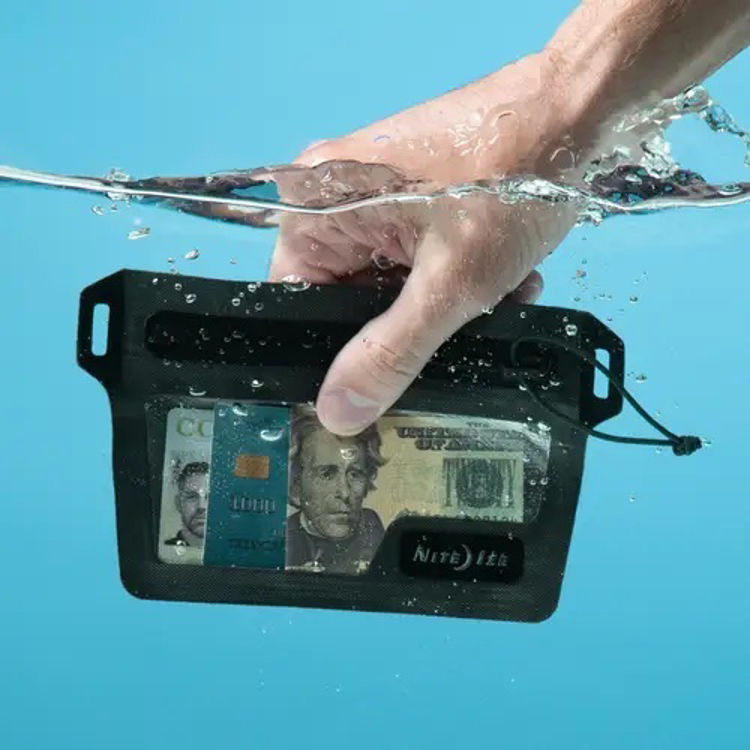 Mynd Nite Ize RunOff® Waterproof Wallet